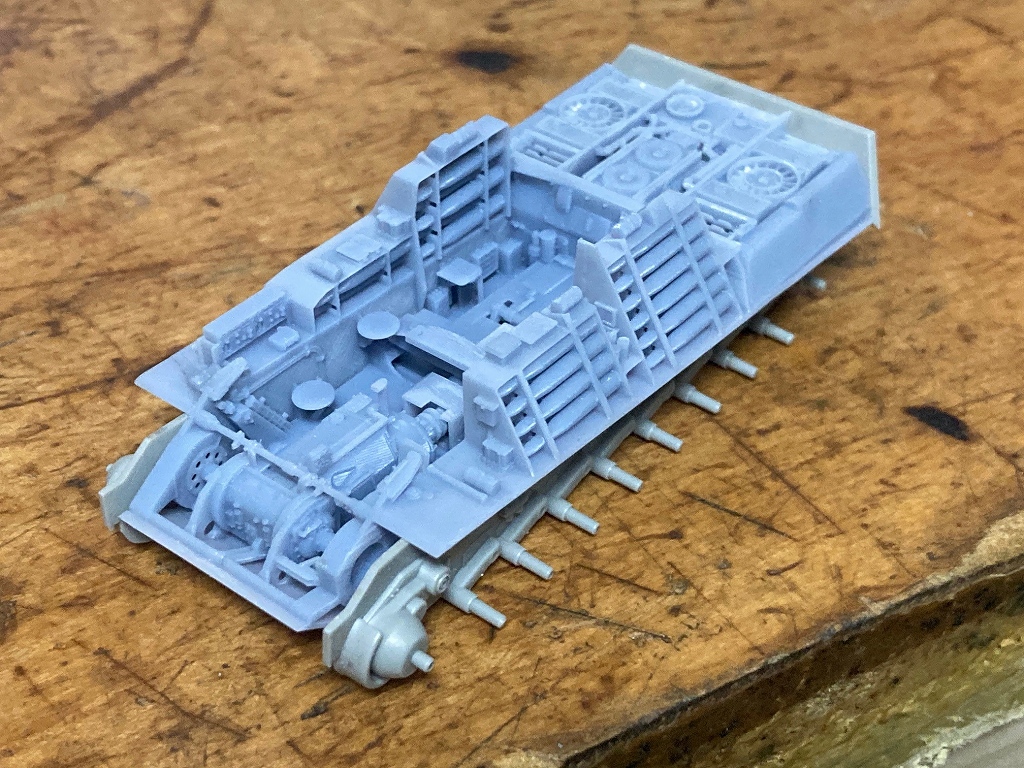 本キットをレベルのパーツに挟み込む