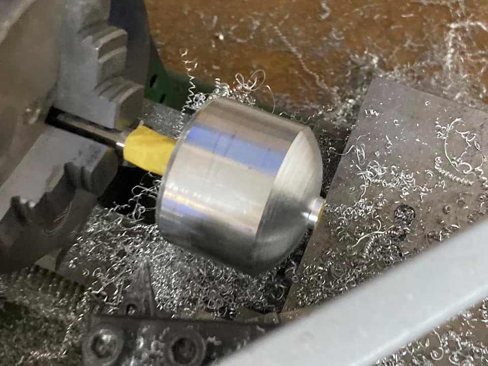 GRヤリススペシャルシフトノブの削り出し途中段階