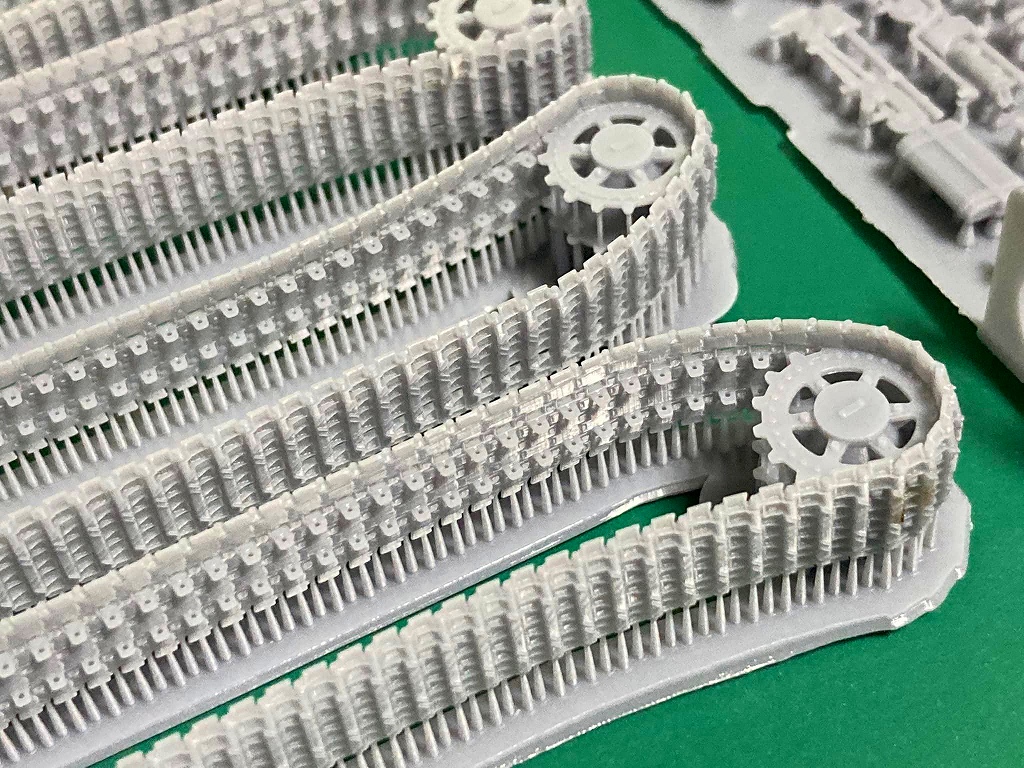 1/72 パンター後期履帯　連結型