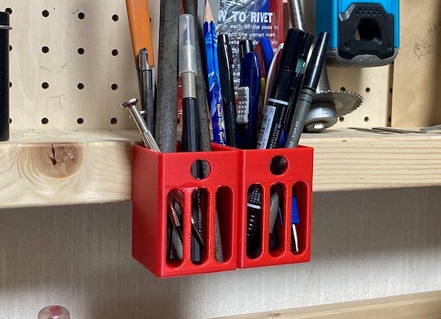 立体化された小物入れ