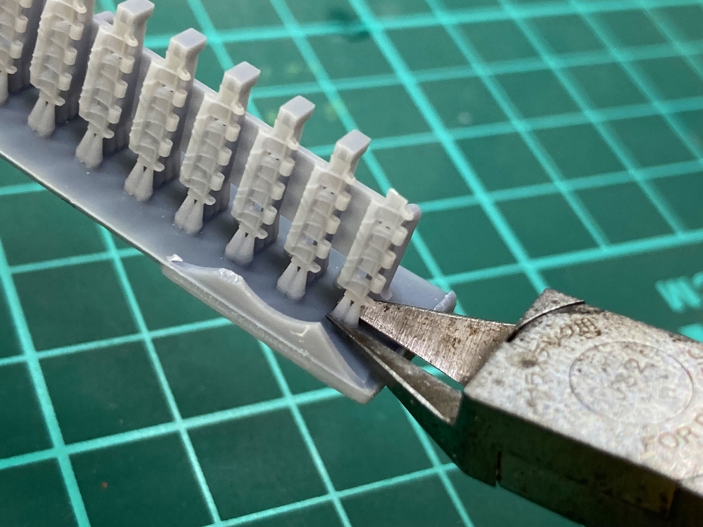 1/72 パンター系後期履帯（下部サポートの切り離し）