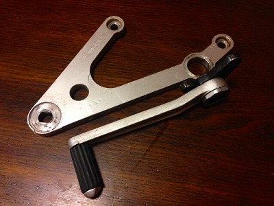 12t門型油圧プレスで修正したステップ