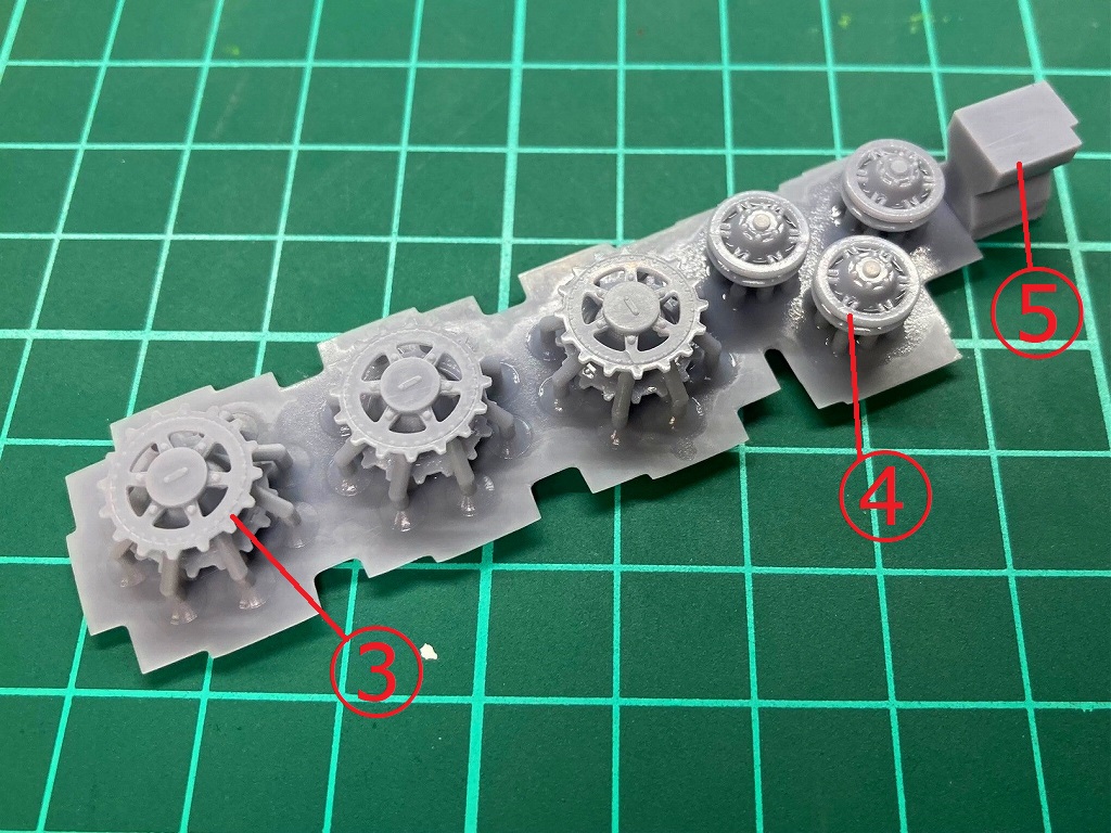 1/72 パンター系後期履帯 起動輪・遊動輪・履帯ピンガイド